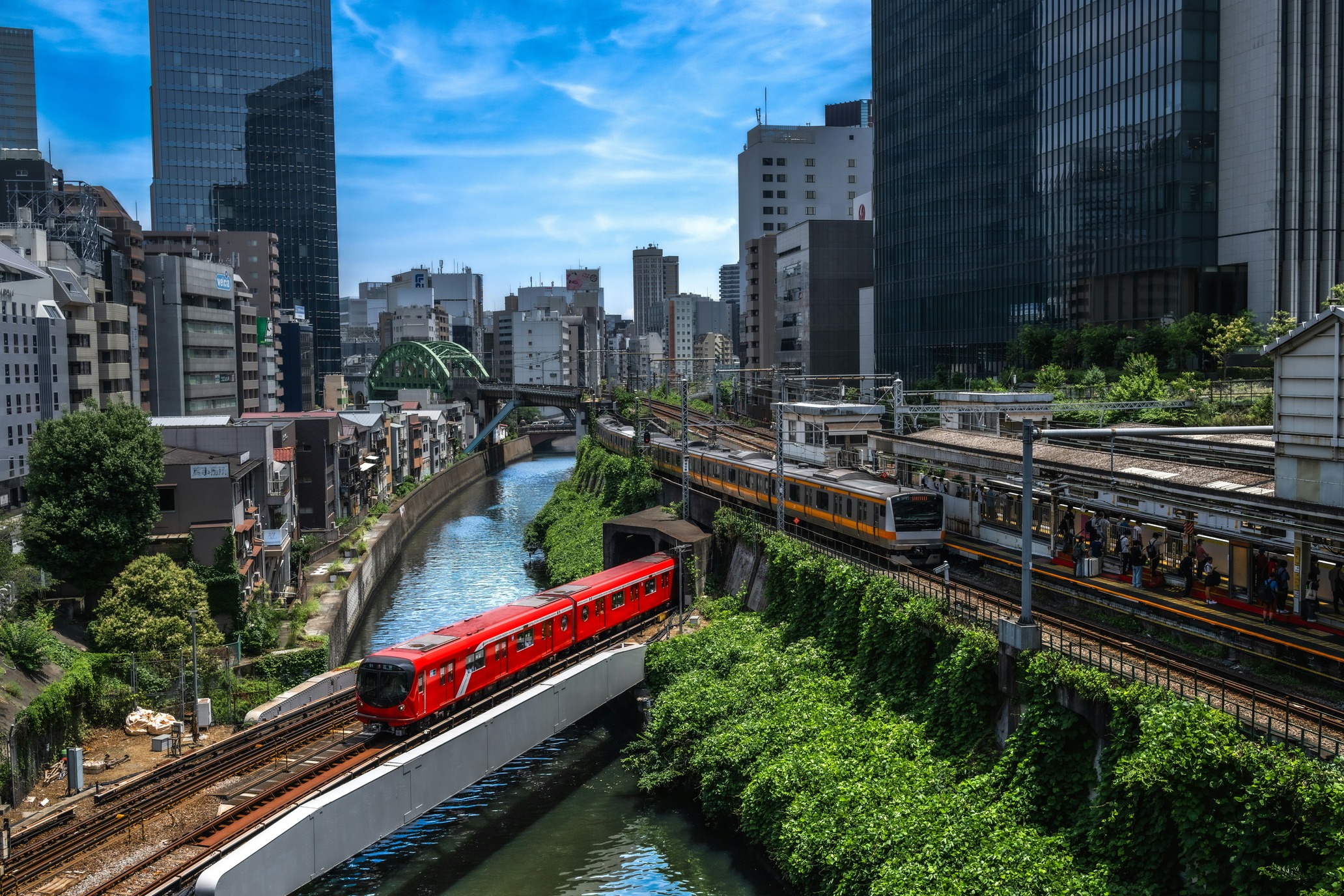 日本の絶景列車10選：車窓から楽しむ日本の美